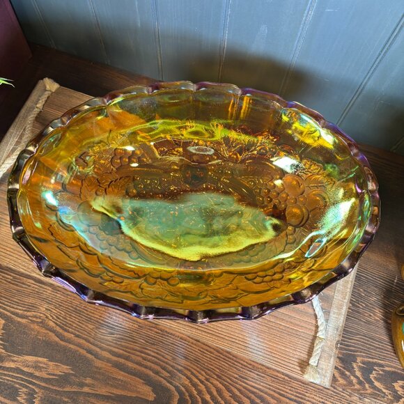 Vintage Indiana Glass Harvest Grapes Carnival Glass Footed Oval Fruit Bowl - Picture 3 of 16